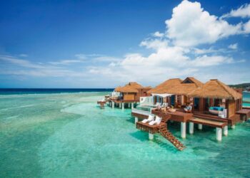 Luxurious Overwater Bungalows Near The U.S.A. | SANDALS
